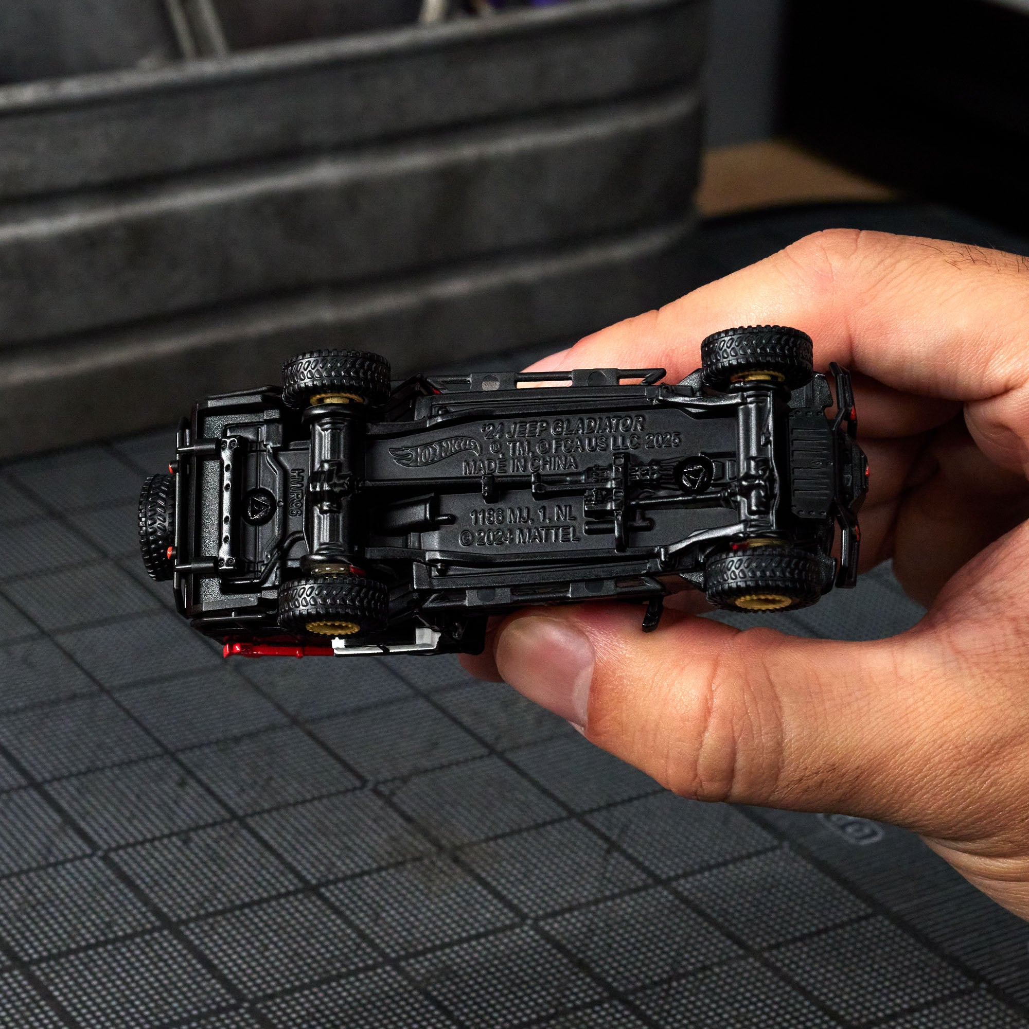 Hot Wheels Elite 64 Mod Shop ’24 Jeep Gladiator
