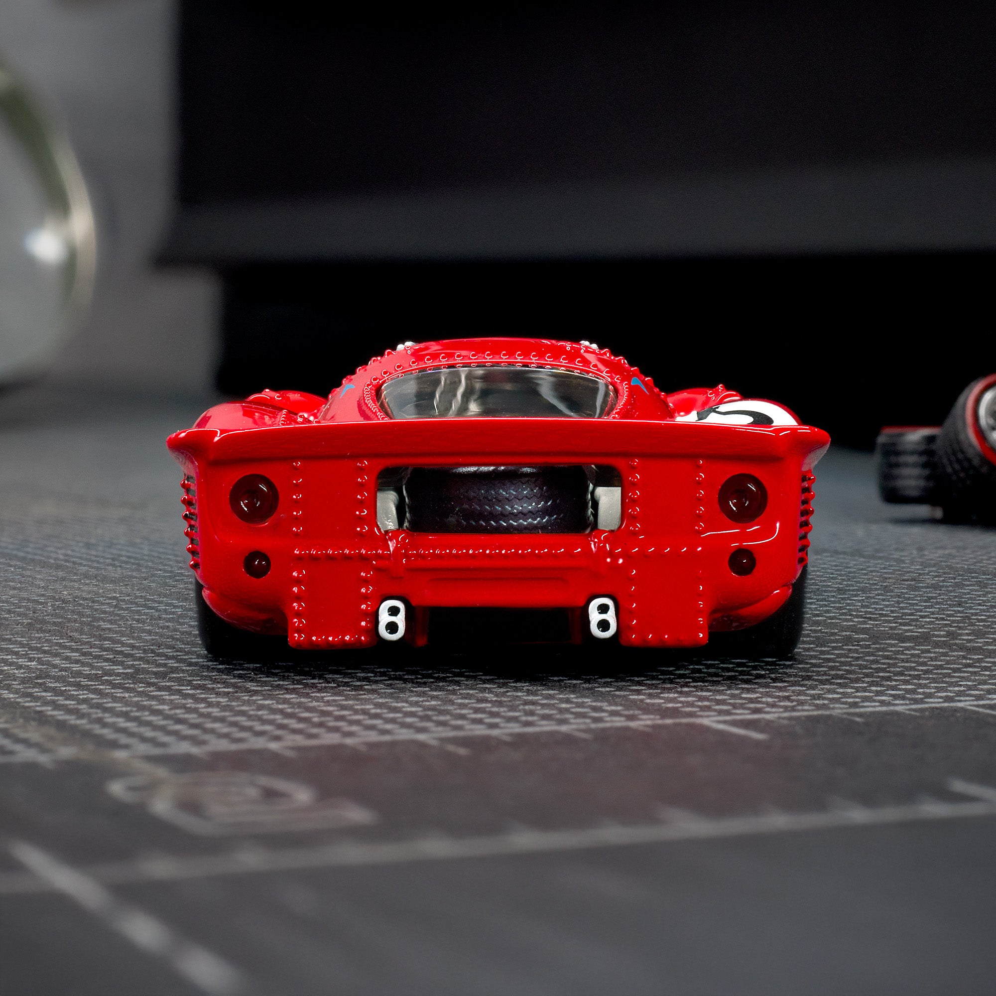 Hot Wheels Elite 64 1967 Ferrari 330 P4