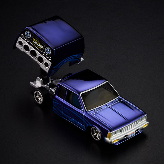 Hot Wheels RLC Exclusive 1986 Nissan 720 King Cab
