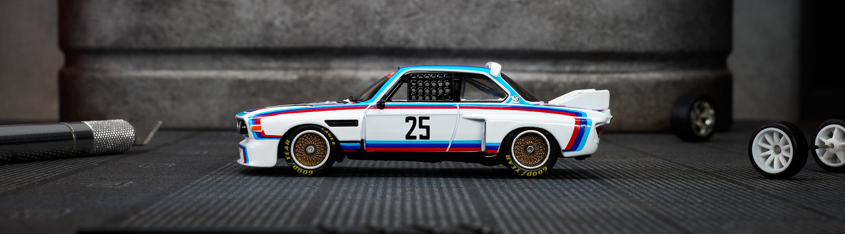 ホットウィール ELITE64 ’75  3.0 CSL RACE  Hot Wheels Elite 64 1975 BMW 3.0 CSL Race – Mattel Creations Australia