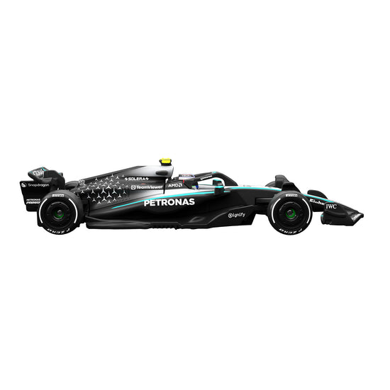 Hot Wheels Premium Collectible Mercedes-AMG PETRONAS Formula One™ Team Car - Kimi Antonelli
