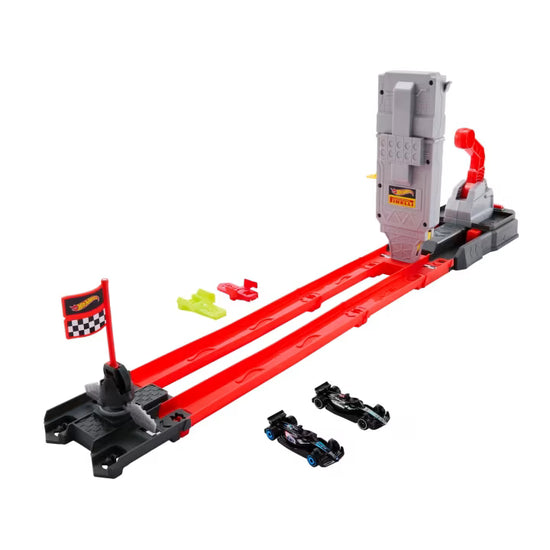 Hot Wheels Racing Formula 1® Grid Start Track Set & 2 Die-Cast F1® Cars in 1:64 Scale