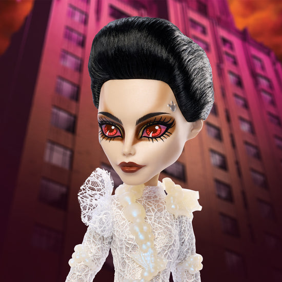 Monster High Skullector Ghostbusters Gozer Doll With Terror Dogs