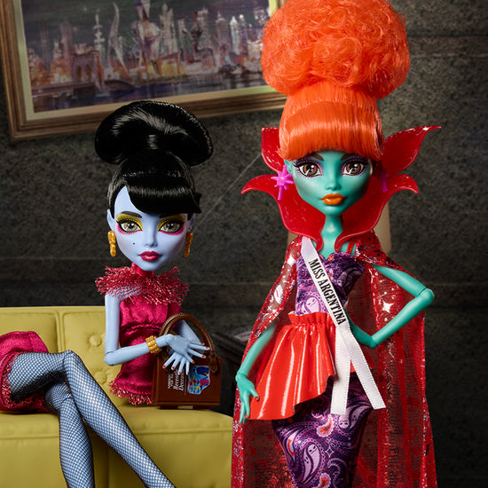 Monster High Skullector Beetlejuice Afterlife Waiting Room 2-Pack