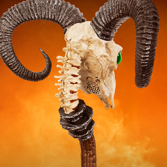 Masters of the Universe Life-Size Masters of the Universe Chronicles Havoc Staff